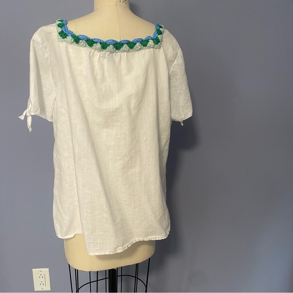 Talbots White Linen Blouse with Blue & Green Crochet Trim Sz 1X Petite - Picture 6 of 9